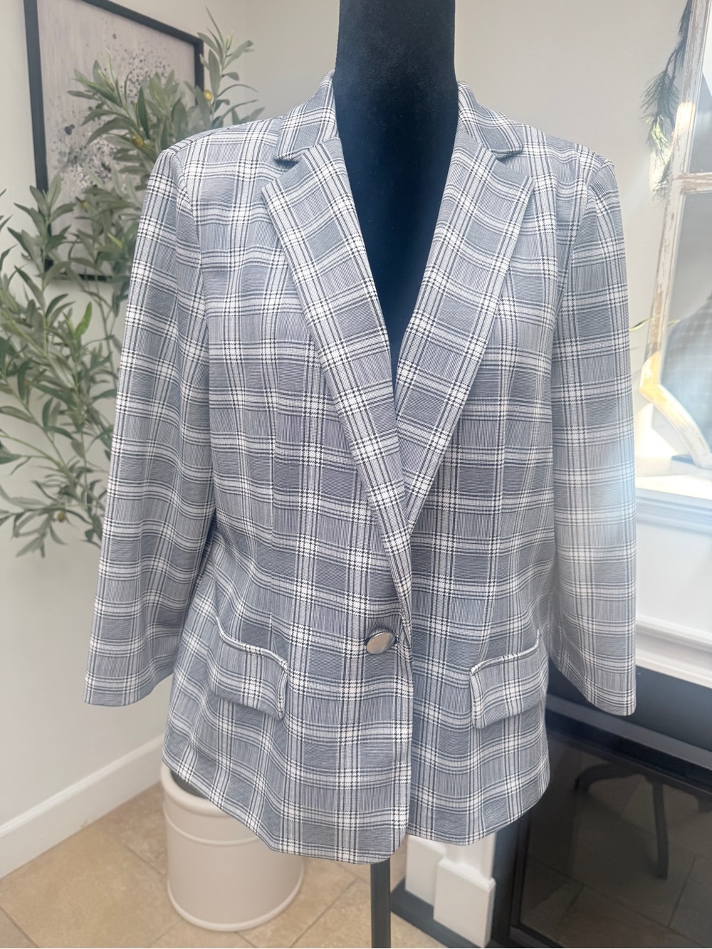 NYCC Gray Plaid Single-Button Blazer